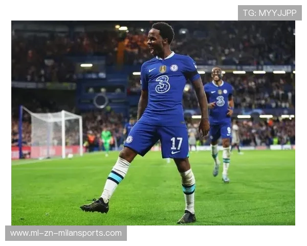 切尔西禁区前过渡顺畅,斯特林灵光乍现改变走势