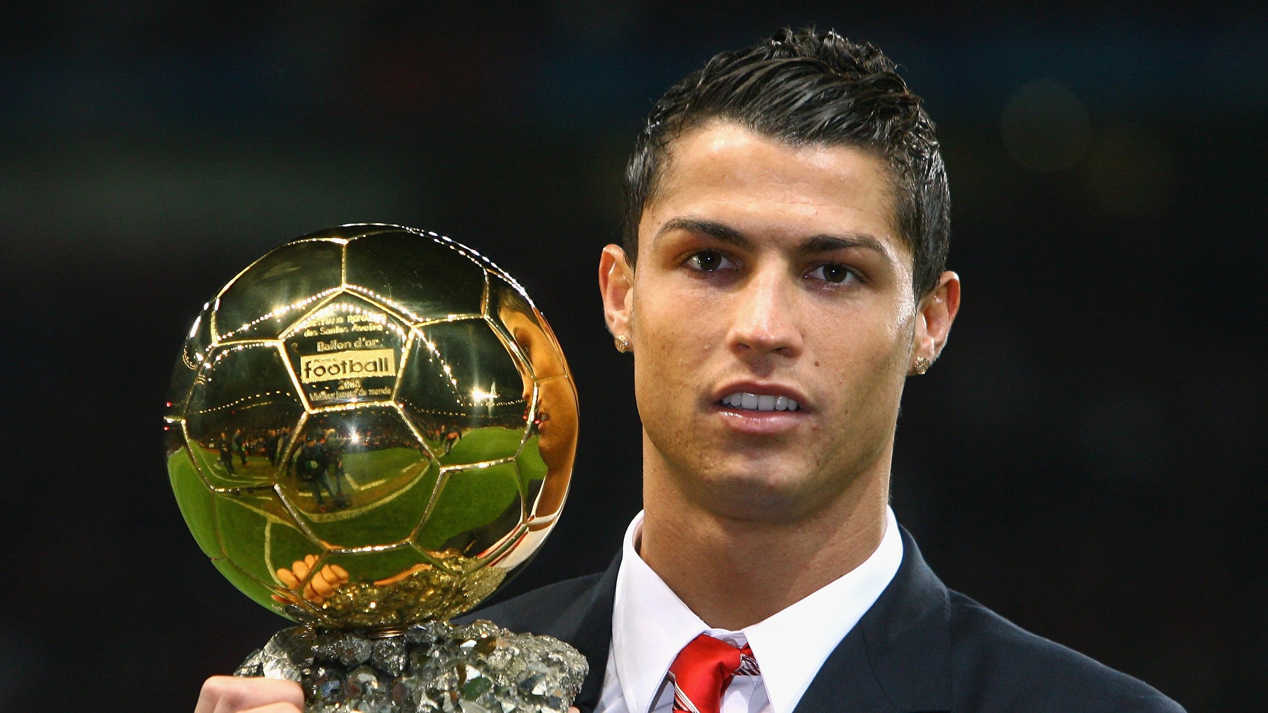 “马科斯·梅特罗的精准防守和突破能力,成就美洲狮队的未来核心”